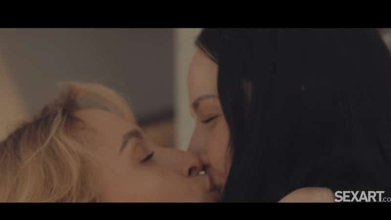 Amelia Riven & Kelly Collins - Love Me Sweet 1080p