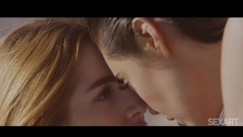 scarlett jones and catherine knight sirens